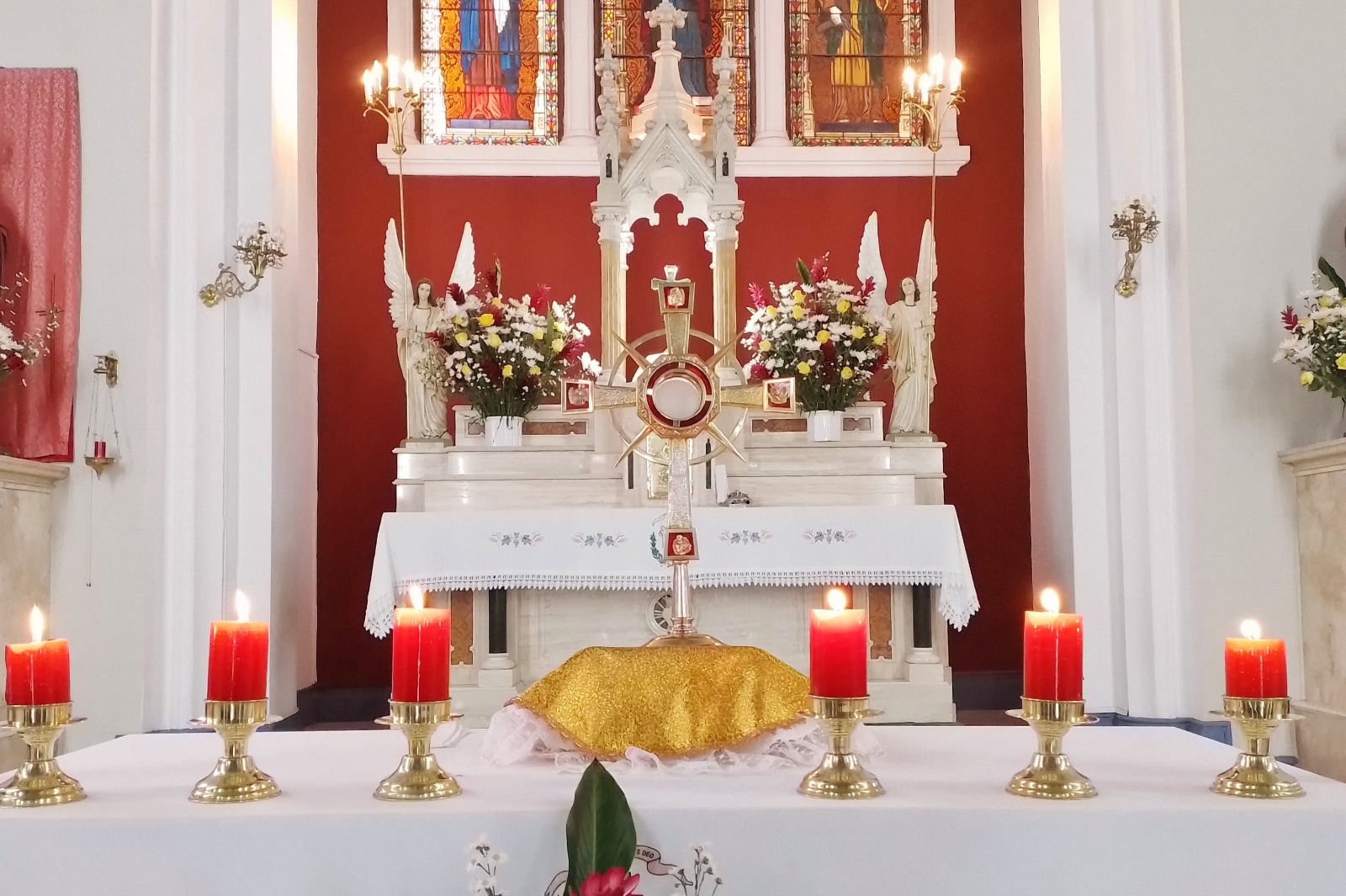 SANTISIMO